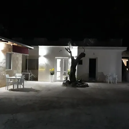 Giardino Dei Baroni House