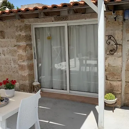 Guest house Giardino Dei Baroni House 3*